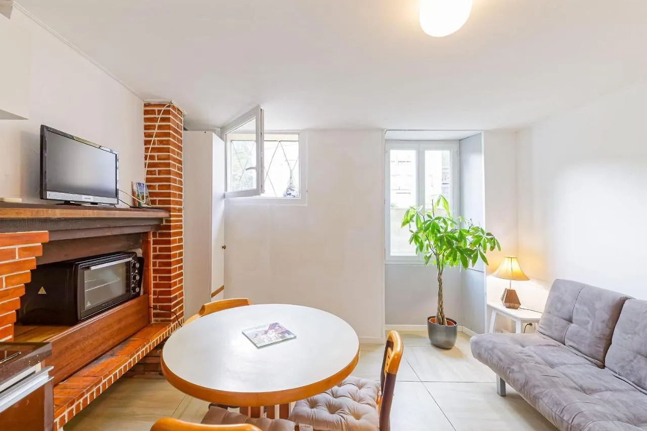 Le Doolie'S Hostel B&B - El Nido - Jardin - Wifi - Vod Biarritz Apartmán